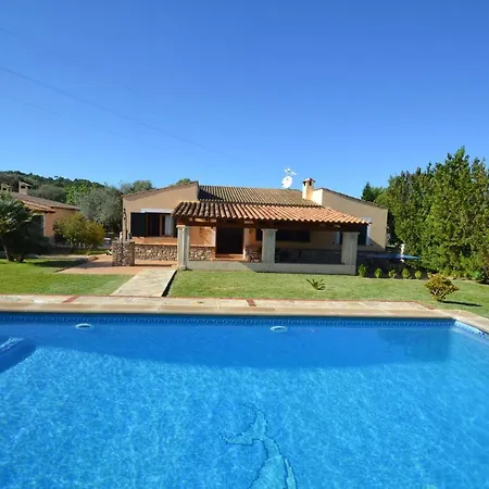 Torr Villa